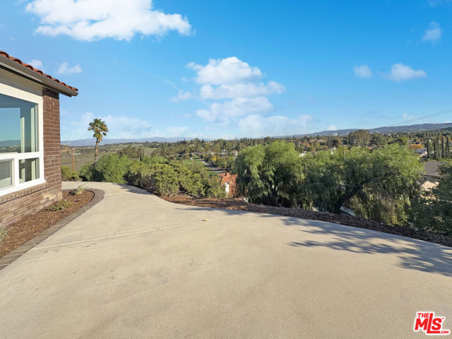 23910 Jensen Drive, West Hills CA: https://media.crmls.org/mediaz/2eb17412-9502-494f-a1ec-82e4eaabe012.jpg