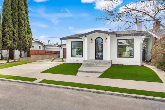 3561 Arizona St, San Diego CA: https://media.crmls.org/mediaz/2eb1c5aa-a2b2-4a4a-a049-eb408ff3527c.jpg