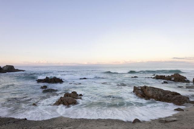 1209 Ocean View Boulevard, Pacific Grove CA: https://media.crmls.org/mediaz/2eb20f30-3615-47da-9973-4979724b77ac.jpg