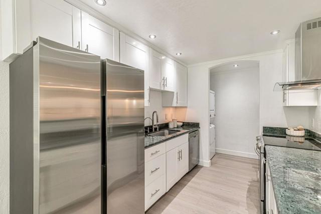 264 N Whisman Road, Mountain View CA: https://media.crmls.org/mediaz/2eb23c7b-b2f6-4845-a39d-2cb6a088a959.jpg