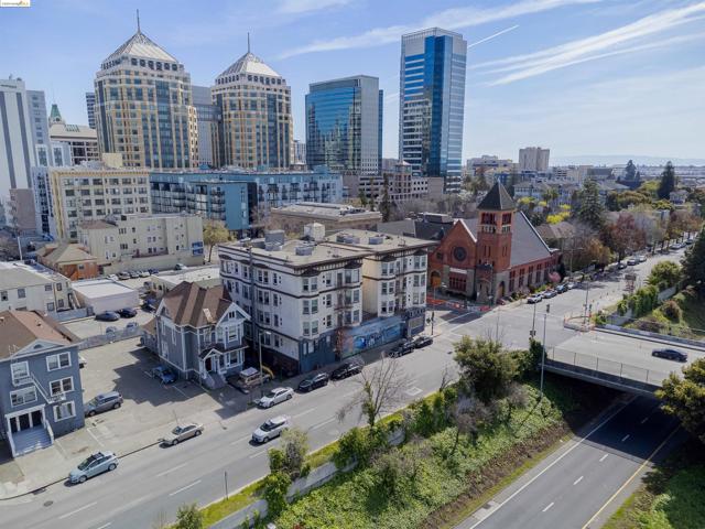 Image 5 of 28 For 680 14th St  