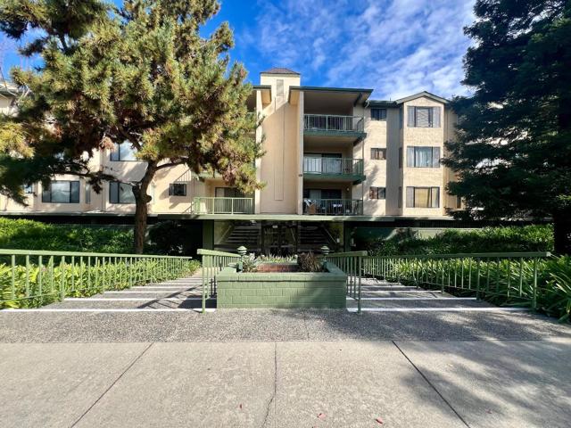 38780 Tyson Lane, Fremont CA: https://media.crmls.org/mediaz/2eb559f8-54d1-4468-9770-7dcd05a5d181.jpg