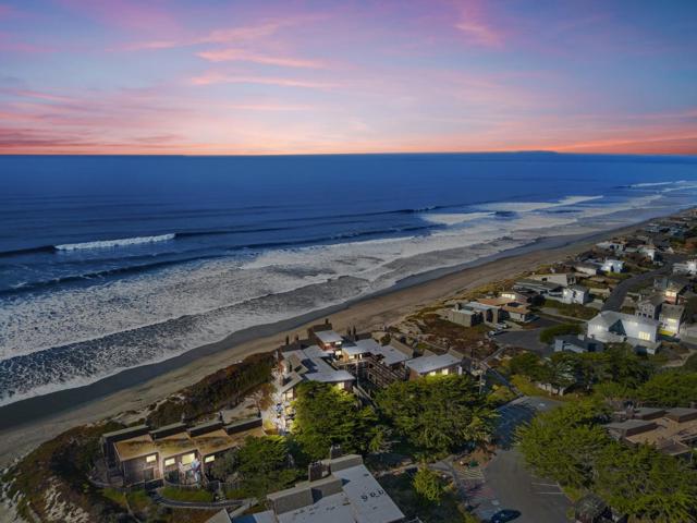 13 Pelican, Watsonville CA: https://media.crmls.org/mediaz/2eb5fb90-2eba-44c6-bdbc-681e0595bfa1.jpg