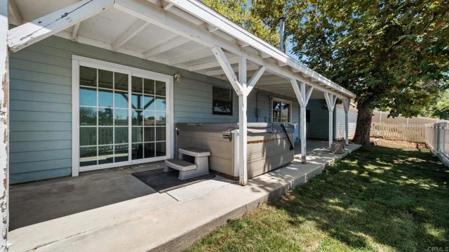 Detail Gallery Image 5 of 16 For 35401 Wildwood Canyon, Yucaipa,  CA 92399 - 3 Beds | 2 Baths