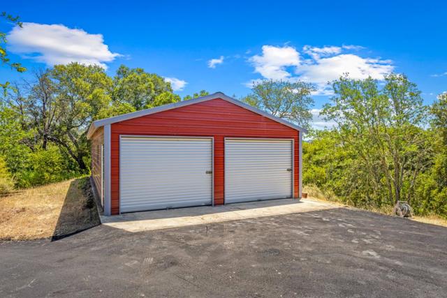 15805 Uvas Road, Morgan Hill CA: https://media.crmls.org/mediaz/2eb6a129-fff9-4831-84fd-6fc9e6b9a550.jpg