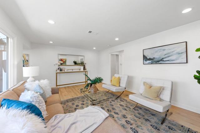 1032 Toyon Drive, Burlingame CA: https://media.crmls.org/mediaz/2eb735a8-54f9-408b-b146-cb2b3b28562d.jpg