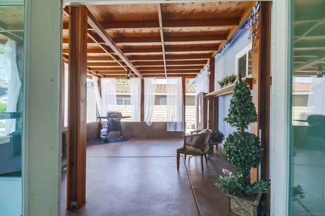 7460 Kamwood, San Diego CA: https://media.crmls.org/mediaz/2eb74ab5-e485-434c-bceb-e22cb423668d.jpg