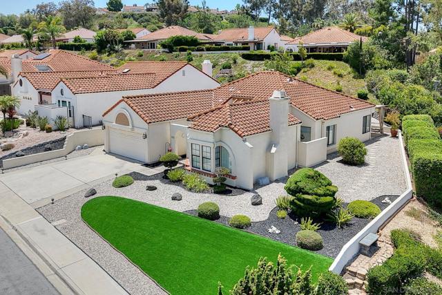 16078 AVENIDA AVEIRO, San Diego CA: https://media.crmls.org/mediaz/2eb785a0-eb3c-47b0-aefc-6f3a20eb782b.jpg