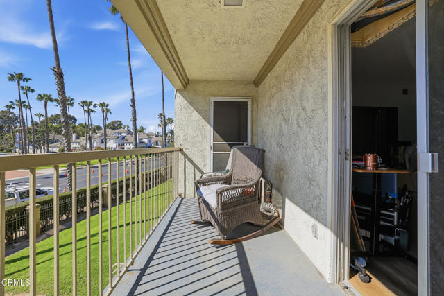Detail Gallery Image 16 of 25 For 574 Ebbtide Cir, Port Hueneme,  CA 93041 - 3 Beds | 2 Baths