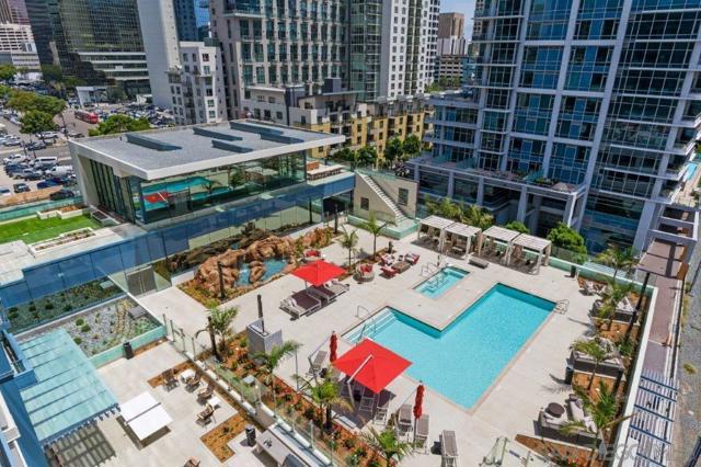 1388 Kettner Blvd, San Diego CA: https://media.crmls.org/mediaz/2ebb0cac-87e3-4d24-892a-d1eb4592c140.jpg