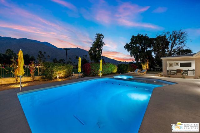 2367 S Yosemite Drive, Palm Springs CA: https://media.crmls.org/mediaz/2ebb5011-257b-4a97-bb18-29b512119be9.jpg