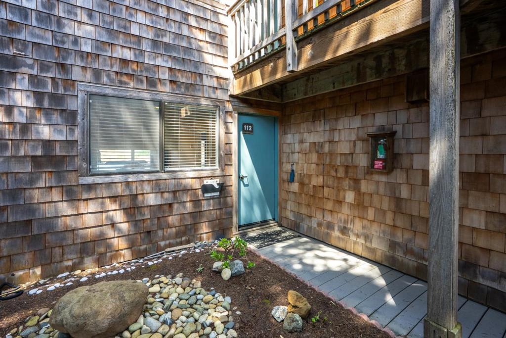 101 Shell Drive #106