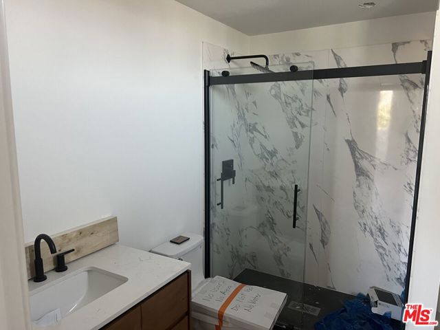 1228 1/2 S Berendo Street, Los Angeles CA: https://media.crmls.org/mediaz/2ebbaf43-6d28-4ae5-b2d7-d85f0043d0ff.jpg