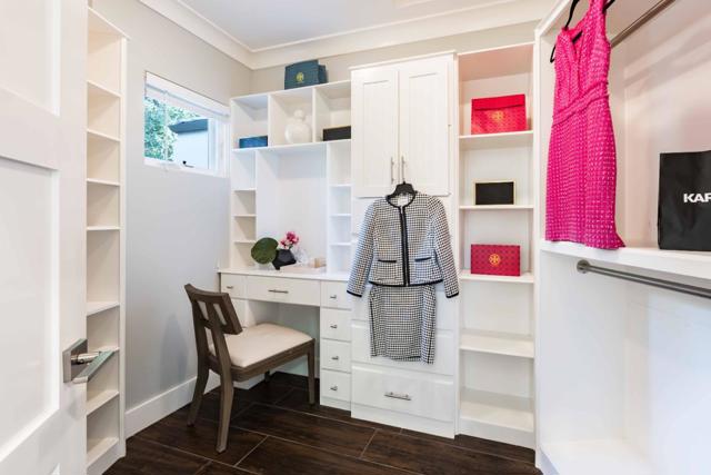 706 N San Antonio Road, Los Altos CA: https://media.crmls.org/mediaz/2ebbd53a-4c75-4e76-acfd-233c5d71bc5f.jpg