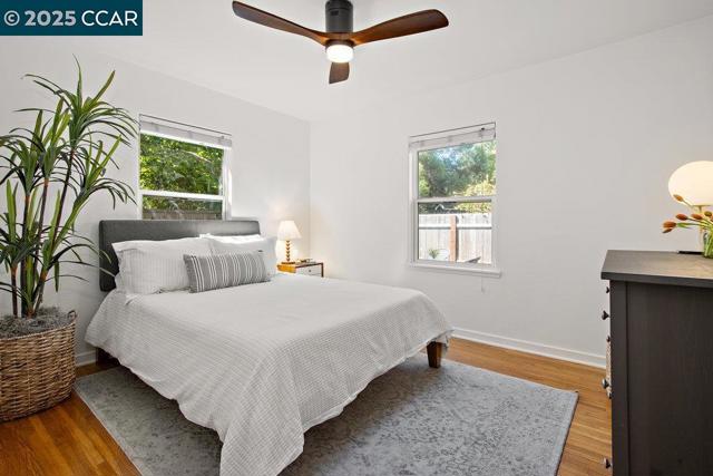 66 Del Hambre Cir, Walnut Creek CA: https://media.crmls.org/mediaz/2ebca923-77e0-4a94-8082-2e4d71df6e3b.jpg