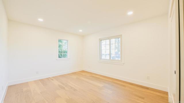 Detail Gallery Image 39 of 63 For 1045 Tarento Dr, San Diego,  CA 92107 - 4 Beds | 4 Baths