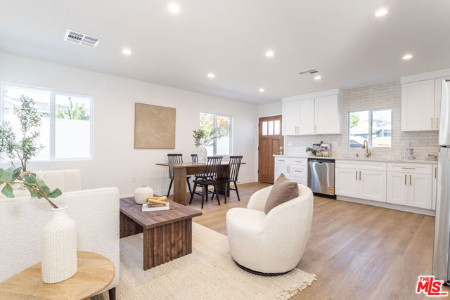 14365 Berg Street, Sylmar CA: https://media.crmls.org/mediaz/2ebd5673-0f9e-4ad9-a2aa-4caa6cb69e72.jpg