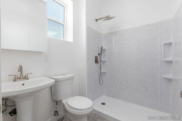 2856 Franklin Ave, San Diego CA: https://media.crmls.org/mediaz/2ec00f9e-2540-4ef7-8f59-c433ef5b7d91.jpg