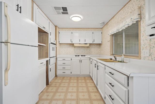 Detail Gallery Image 14 of 47 For 1506 Oak Drive #93,  Vista,  CA 92084 - 2 Beds | 2 Baths