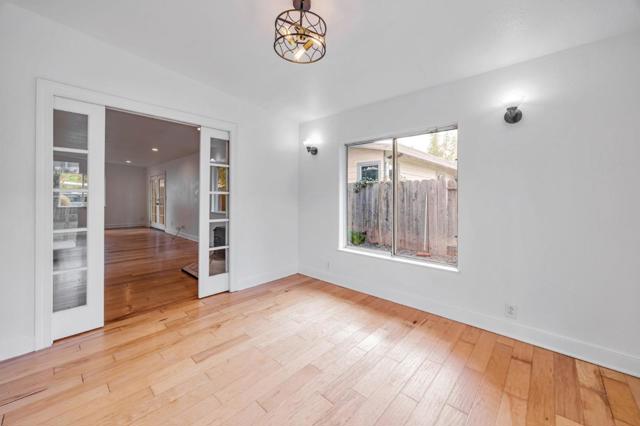 915 Colorado Boulevard, Santa Rosa CA: https://media.crmls.org/mediaz/2ec04f6e-7fef-4486-ba9c-a21dc98317d4.jpg