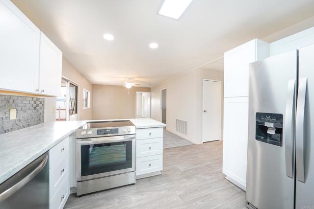 Detail Gallery Image 18 of 41 For 1212 H Street #121,  Ramona,  CA 92065 - 2 Beds | 2 Baths