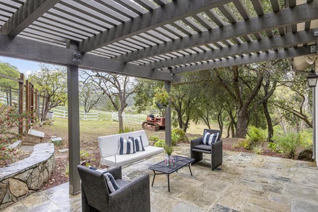 14205 Shannon Road, Los Gatos CA: https://media.crmls.org/mediaz/2ec0a28d-3b11-430d-b140-e0fa07cf5b37.jpg