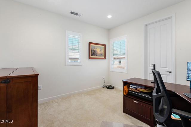 Detail Gallery Image 20 of 36 For 2355 Nicklaus St, Oxnard,  CA 93036 - 3 Beds | 2/1 Baths