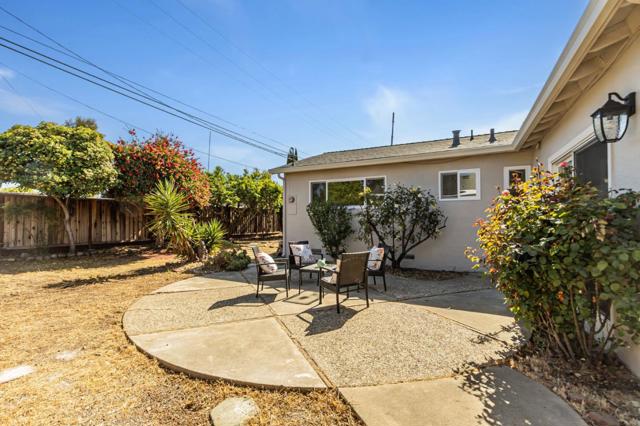 1598 Hallbrook Drive, San Jose CA: https://media.crmls.org/mediaz/2ec17365-19be-4497-9d5a-dcf4e8a5169d.jpg