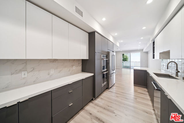 1226 S Bedford Street, Los Angeles CA: https://media.crmls.org/mediaz/2ec1cfc4-714a-423b-88a7-9c0456b57cf0.jpg