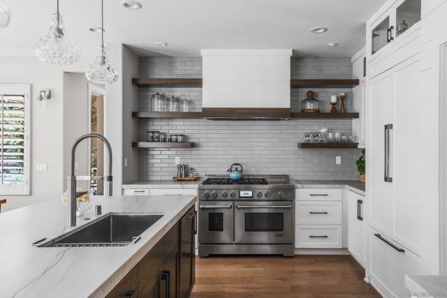 Image 3 of 44 For 923 Merlo Ct