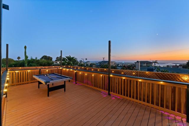 2736 Burgener Blvd, San Diego CA: https://media.crmls.org/mediaz/2ec38852-9fd3-43cb-af4e-9601c5d9c205.jpg