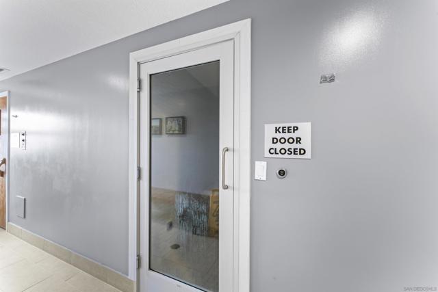 850 Beech Street, San Diego CA: https://media.crmls.org/mediaz/2ec51bd9-7a18-4076-ba5f-eff892c7140b.jpg