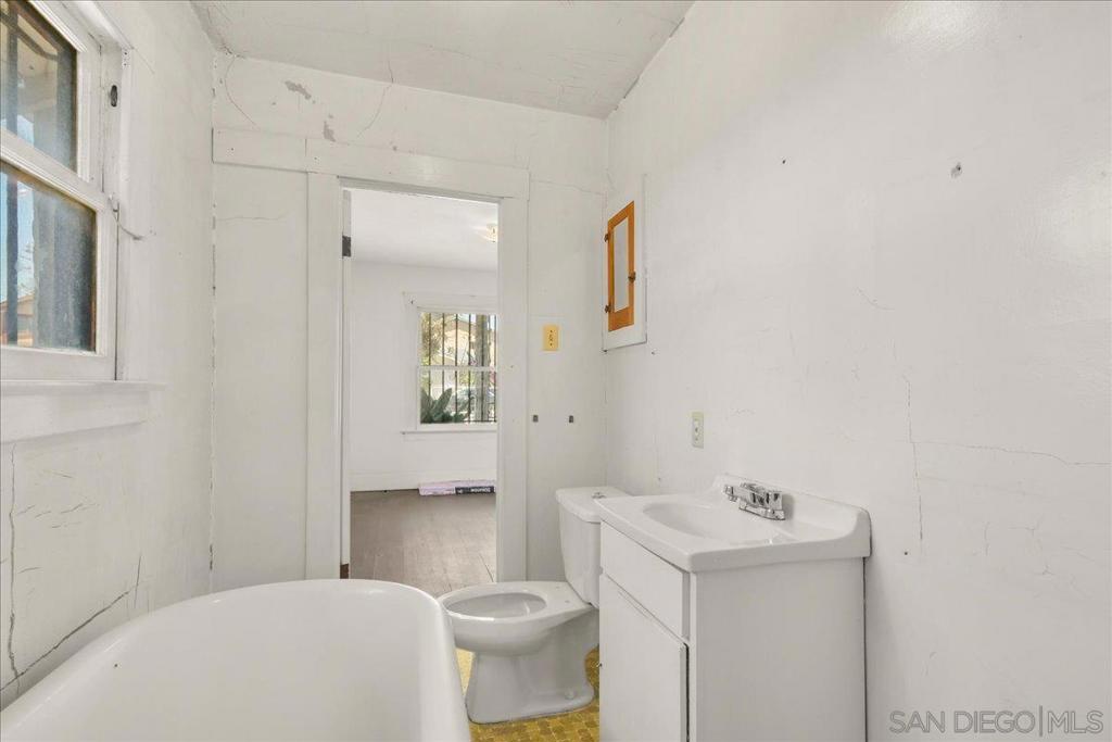 4617 Wightman Street - photo 16