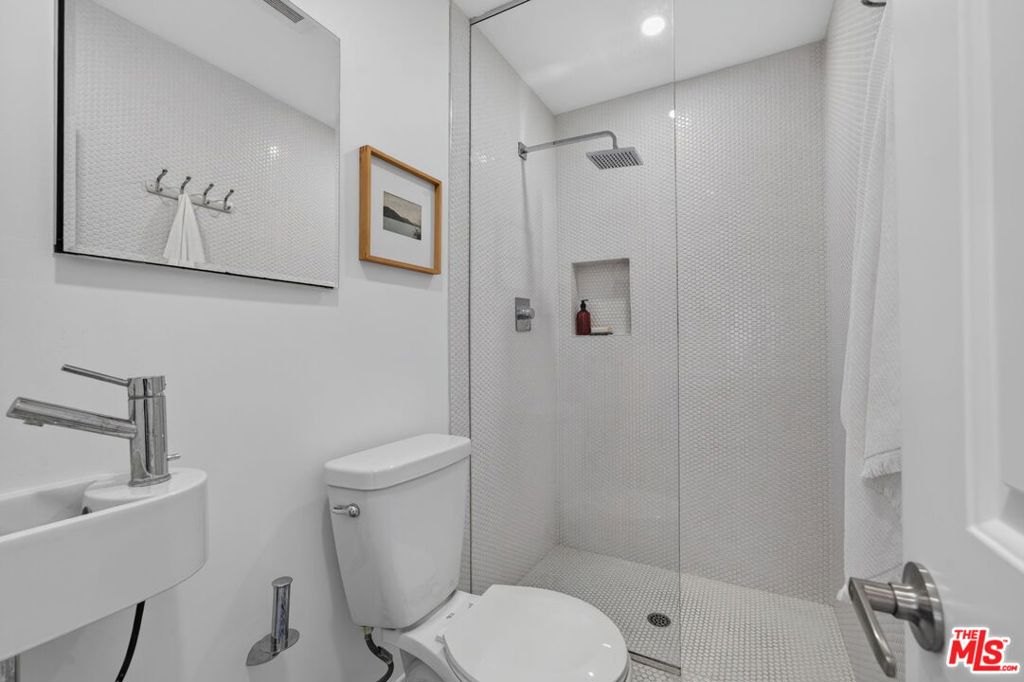 MLS #26985899 image #52