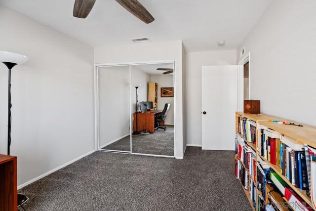 3731 Caminito Carmel Lndg, San Diego CA: https://media.crmls.org/mediaz/2ec6bbd6-71a9-4b0a-b2f8-18bbd1de75c5.jpg