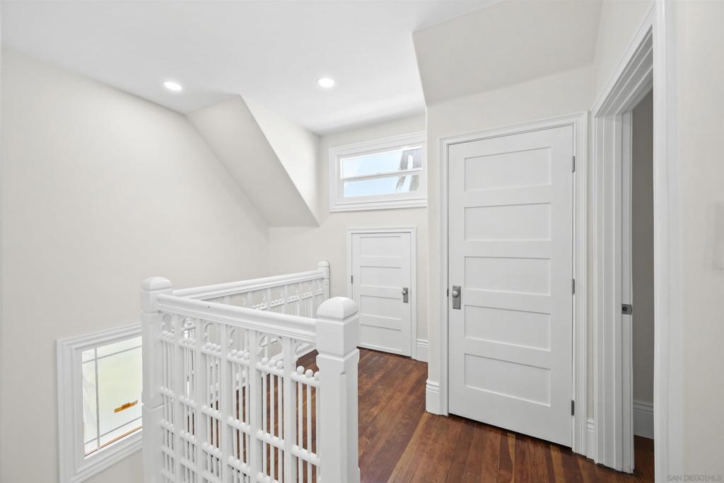 2253 Brant Street - photo 4
