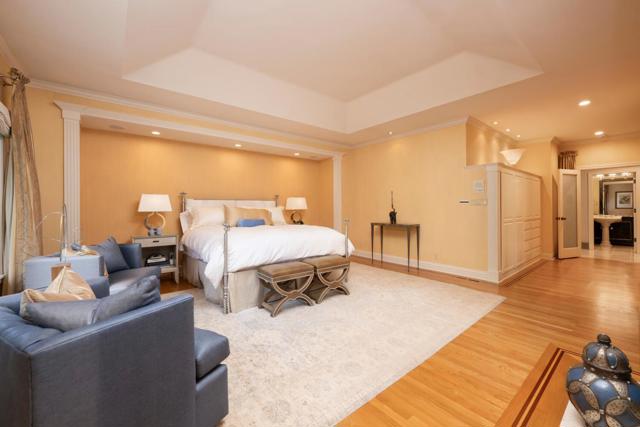 1162 Barroilhet Drive, Hillsborough CA: https://media.crmls.org/mediaz/2ec6f00a-b746-4b74-a2f7-4e511317933d.jpg