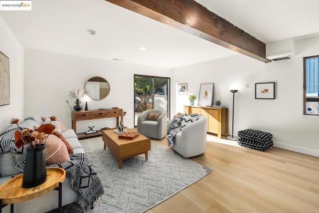 568 Vistamont Ave, Berkeley CA: https://media.crmls.org/mediaz/2ec7f8de-eb36-48a0-8b7c-2158c8ba6d71.jpg