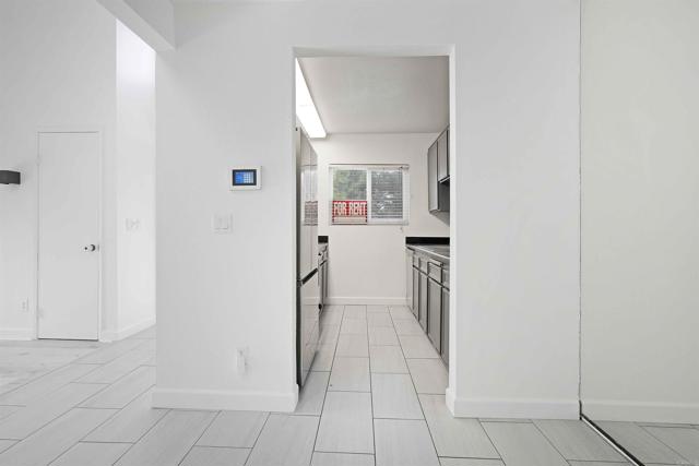 Image 11 of 26 For 2920 Briarwood Road H12
