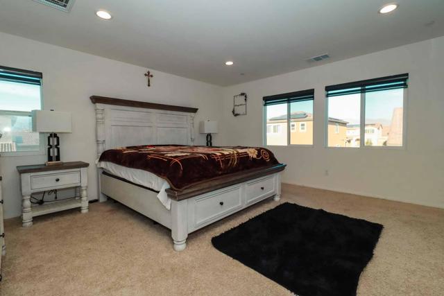 Image 18 of 48 For 44644 Melkesian Boulevard
