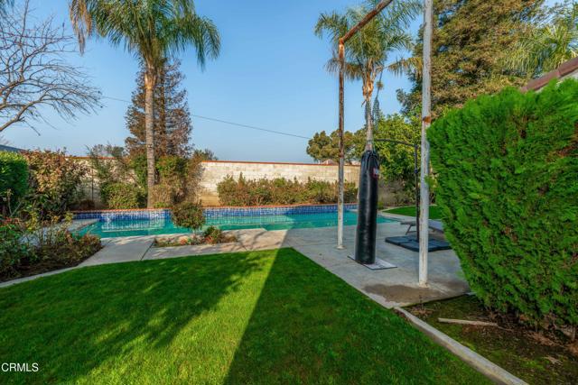 Detail Gallery Image 41 of 42 For 10906 Rosslyn Ln, Bakersfield,  CA 93311 - 4 Beds | 3 Baths