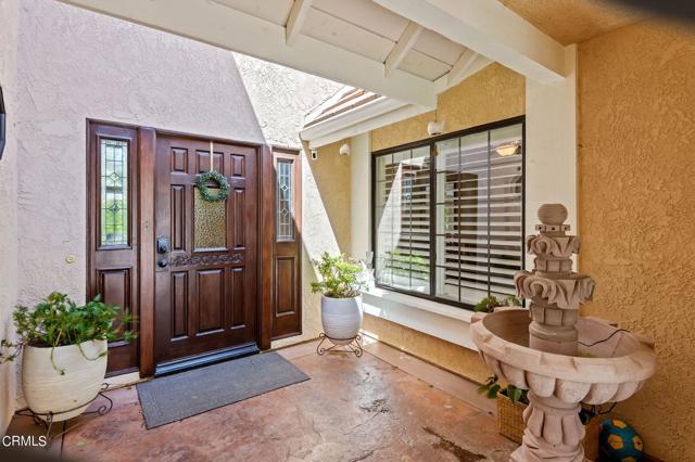 Detail Gallery Image 4 of 42 For 2121 Brook Hollow Ct, Oxnard,  CA 93036 - 5 Beds | 3/1 Baths