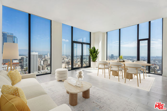 801 S OLIVE Street, Los Angeles CA: https://media.crmls.org/mediaz/2ecb33f5-e749-4245-b831-dd9ff0aaa84c.jpg