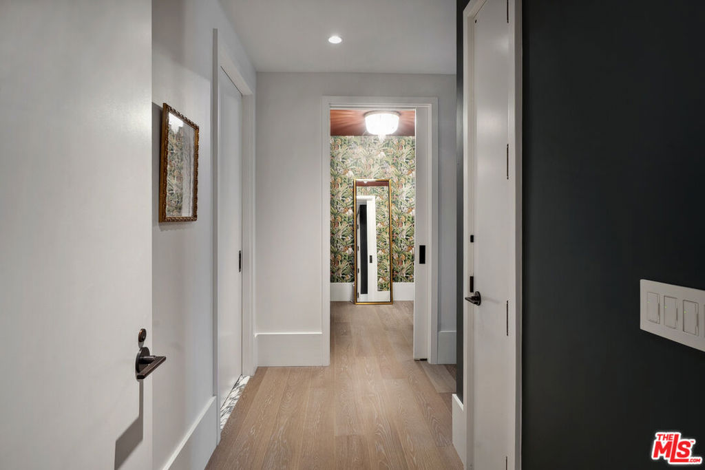 MLS #26905773 image #20