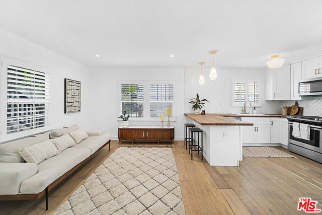 2034 5th Street, A photo 2