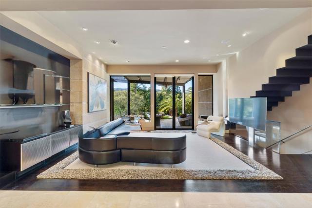 27673 Lupine Road, Los Altos Hills CA: https://media.crmls.org/mediaz/2ece472a-0860-41eb-aad6-5010ec09643d.jpg