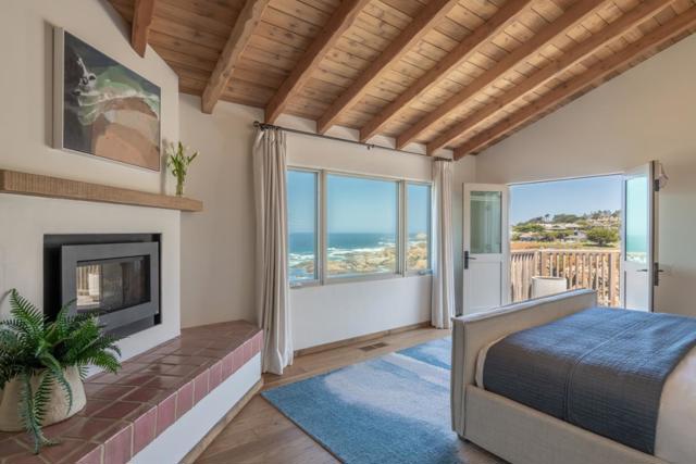 30530 Aurora Del Mar, Carmel CA: https://media.crmls.org/mediaz/2ed09417-3f01-445f-8c85-8ec34a24f555.jpg