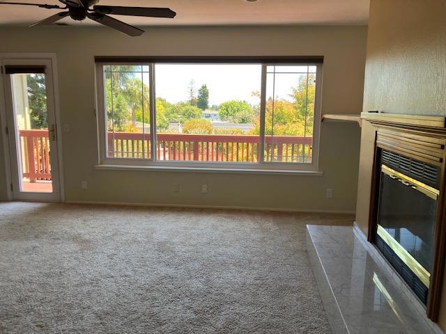 5 Maple Way, San Carlos CA: https://media.crmls.org/mediaz/2ed0c047-1a81-419c-9693-537e44ea1cde.jpg