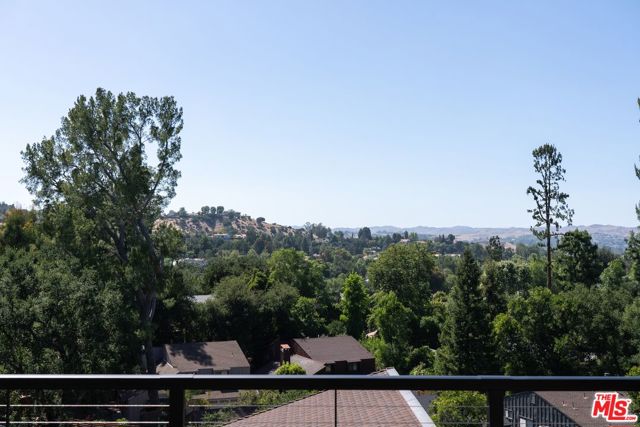 3 Bed Home for Sale in Calabasas, California
