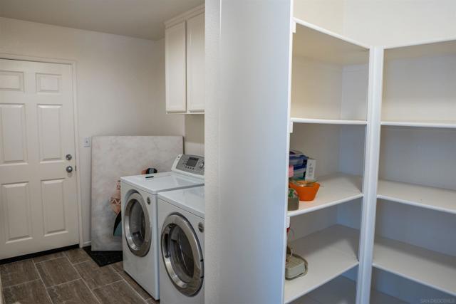 Image 4 of 23 For 390 La Soledad Way